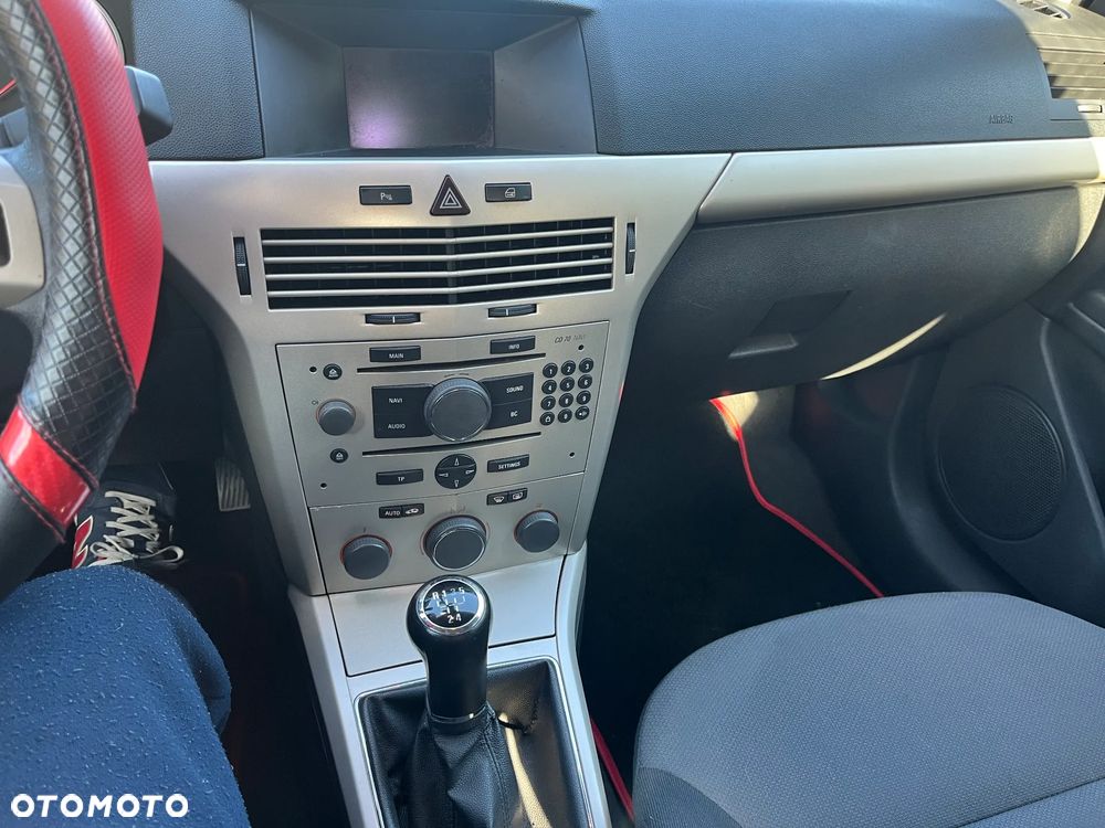Opel Astra - 14