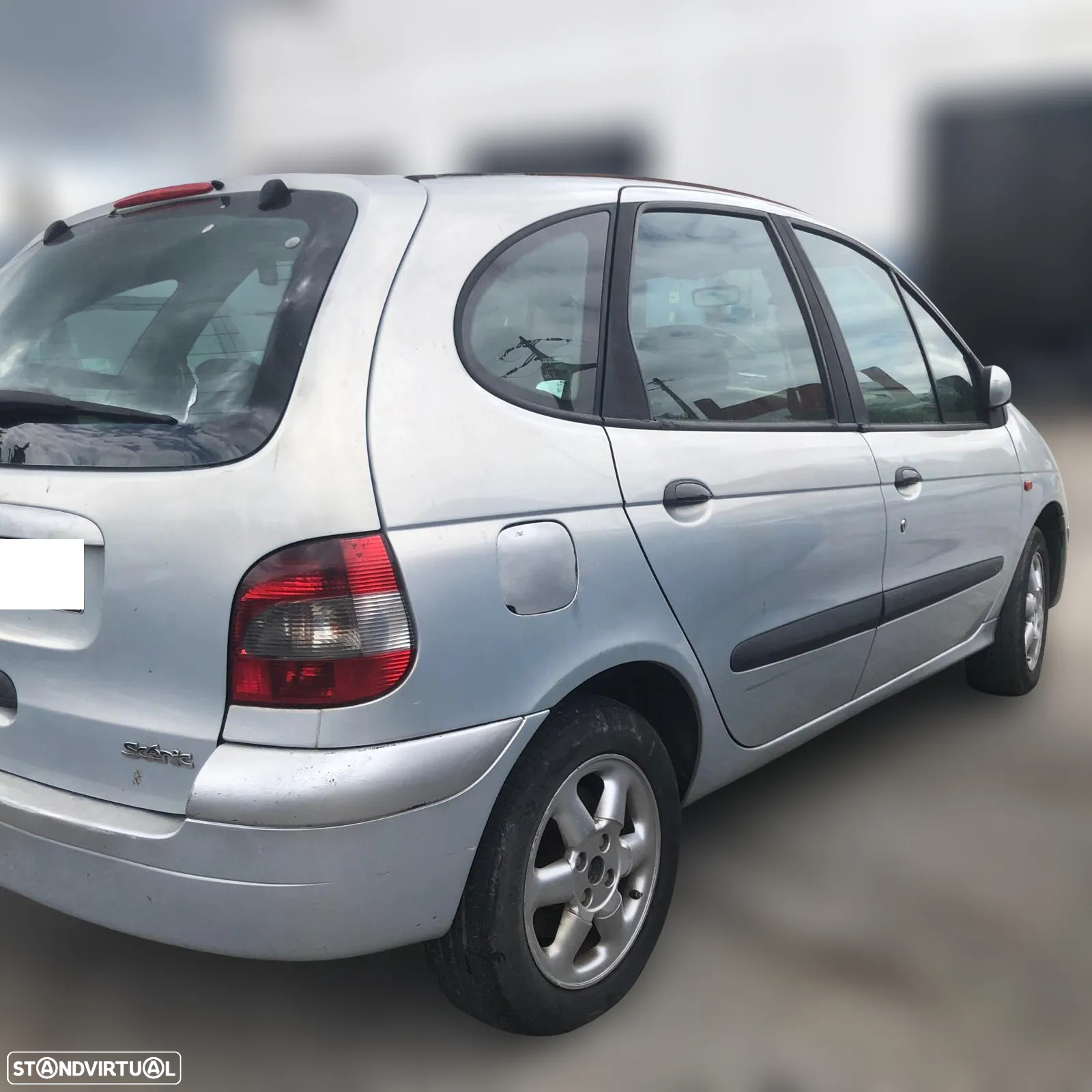 Renault Scenic I 1.4i 16V de 2000 para peças - 2