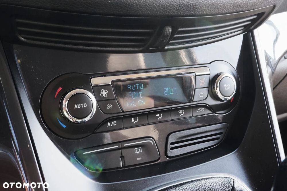 Ford Kuga 2.0 TDCi 4WD Titanium - 21