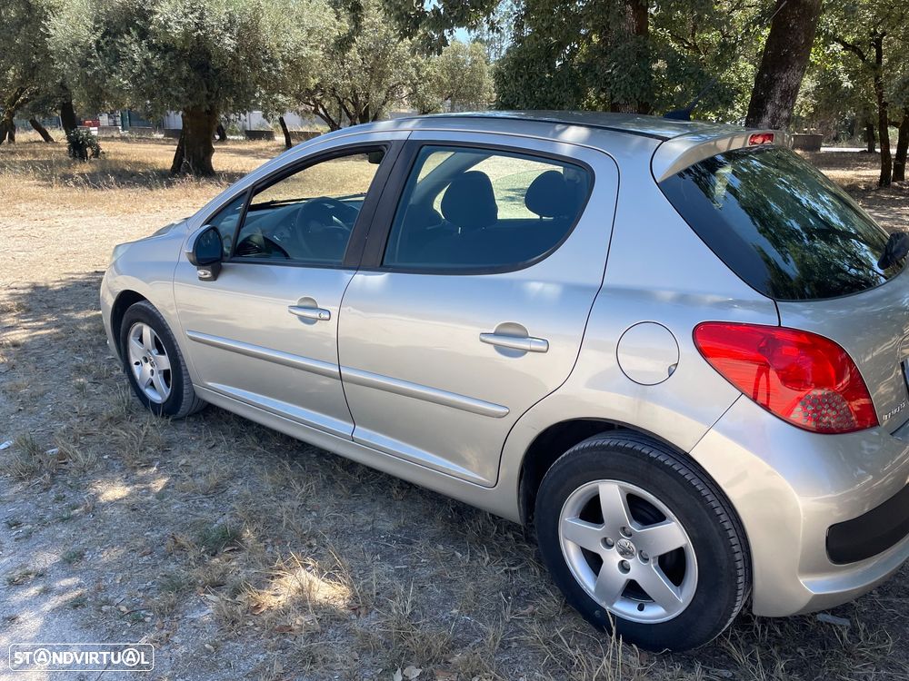 Peugeot 207 1.4 16V Sport - 11