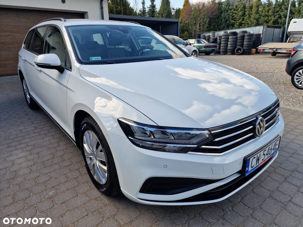 Volkswagen Passat 1.5 TSI EVO Business - 10