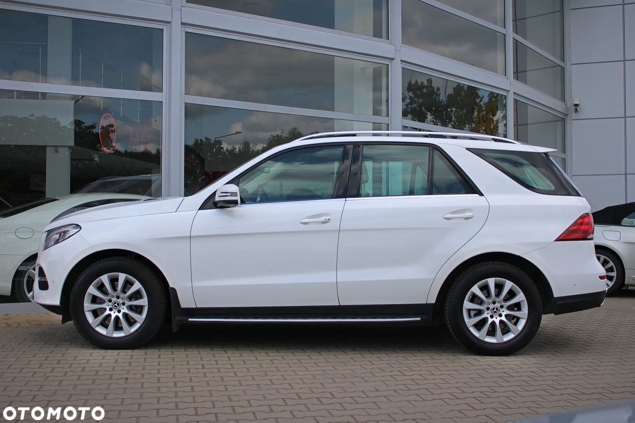 Mercedes-Benz GLE 400 4Matic 9G-TRONIC Exclusive - 11