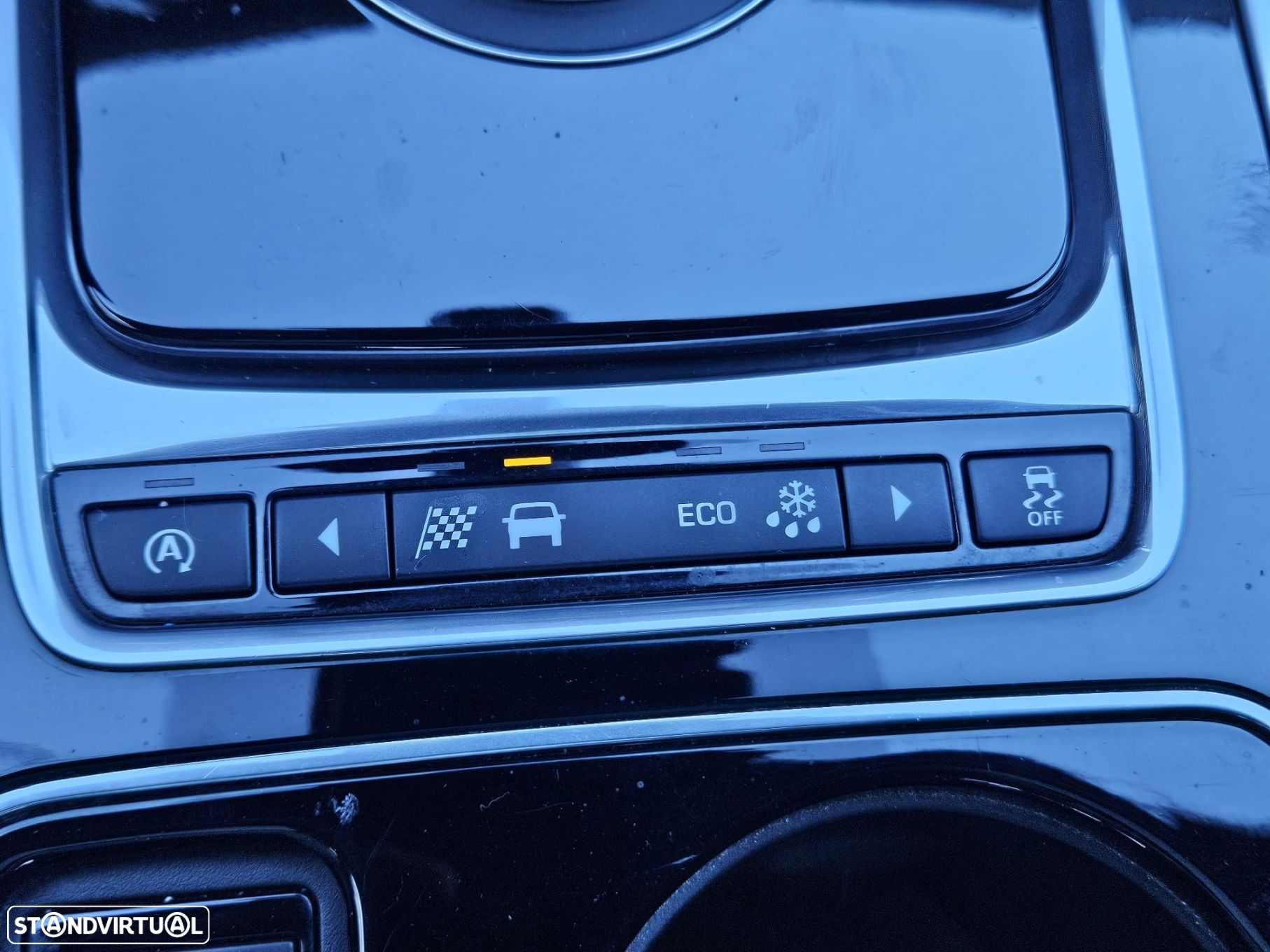Jaguar XE 2.0 D R-Sport Aut. - 36