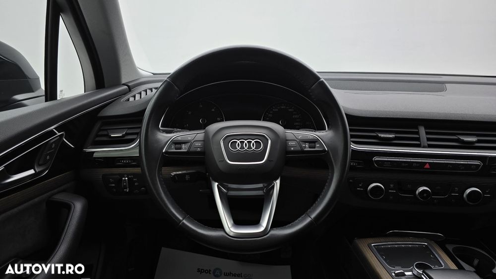 Audi Q7 - 15