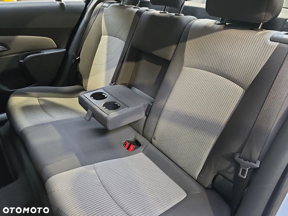 Chevrolet Cruze 2.0 VDCi Base - 17