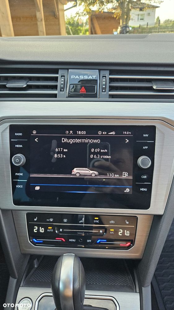 Volkswagen Passat Variant 2.0 TDI EVO Elegance DSG - 25