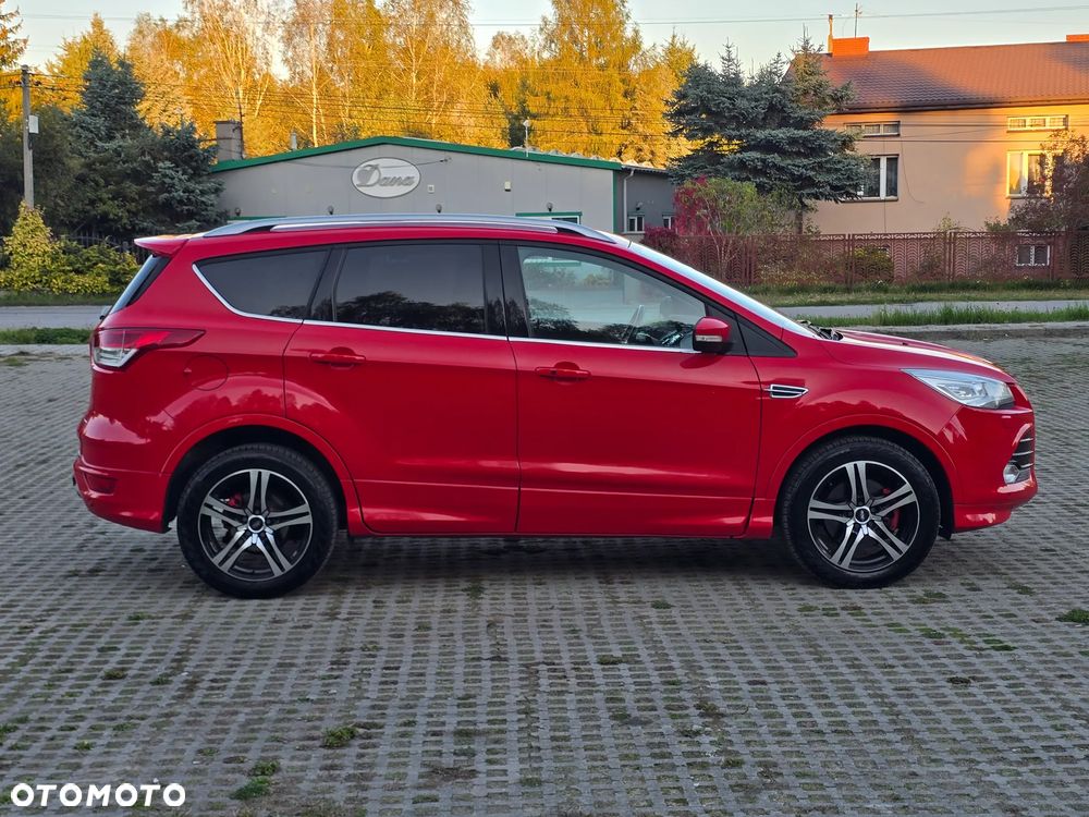 Ford Kuga - 12