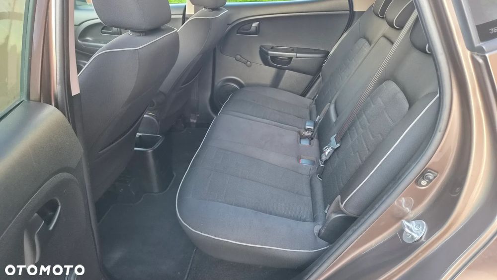 Kia Venga 1.4 CVVT Spirit - 17