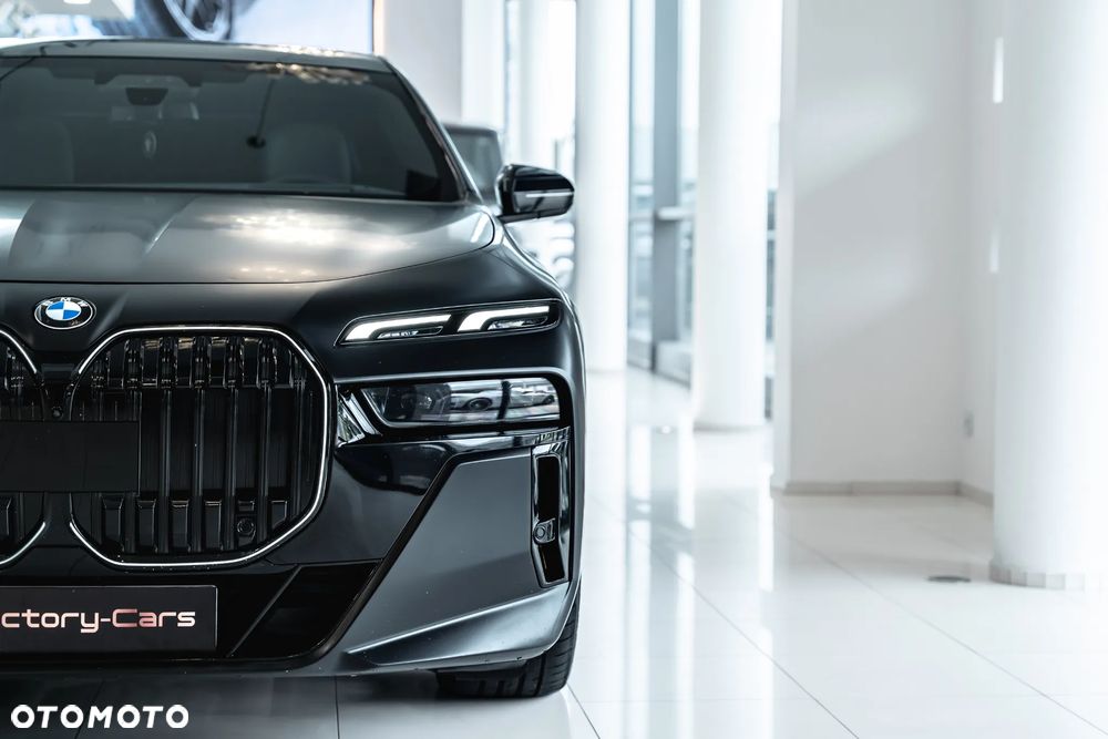 BMW Seria 7 740Li xDrive - 22