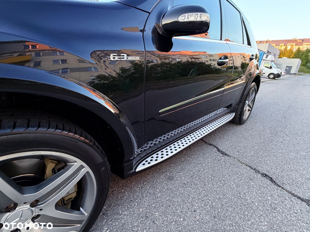Mercedes-Benz ML 63 AMG 4Matic 7G-TRONIC - 10