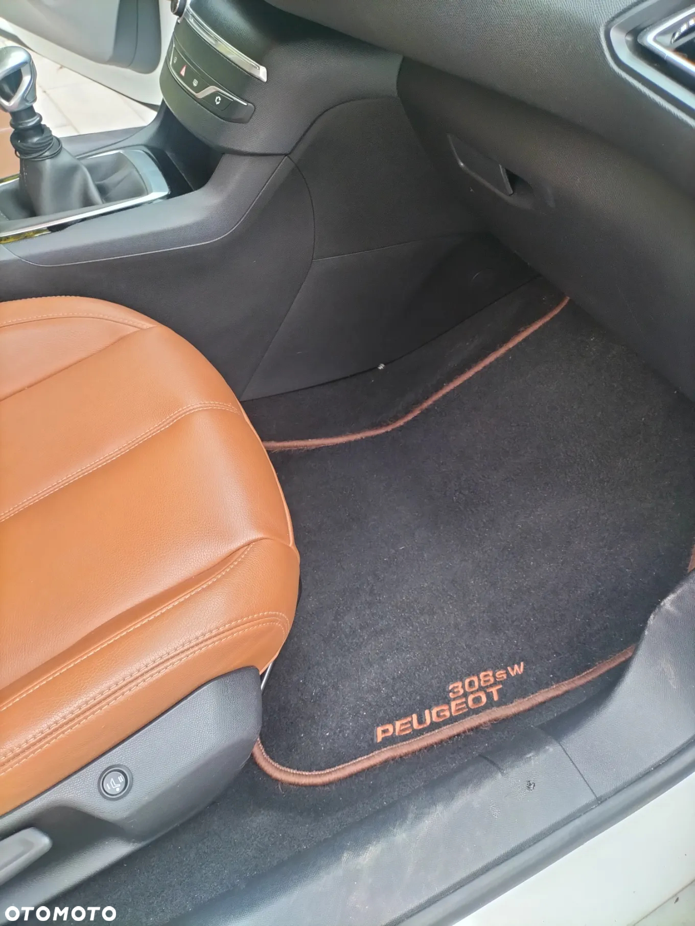 Peugeot 308 1.6 BlueHDi Allure S&S - 11