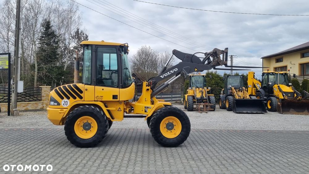 Volvo L30B/ Maszyna sprowadzona/ 6480H/ - 8