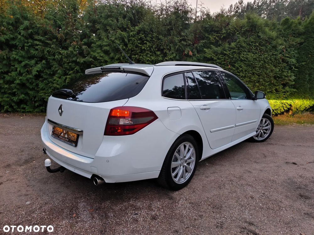 Renault Laguna dCi 150 FAP GT - 14