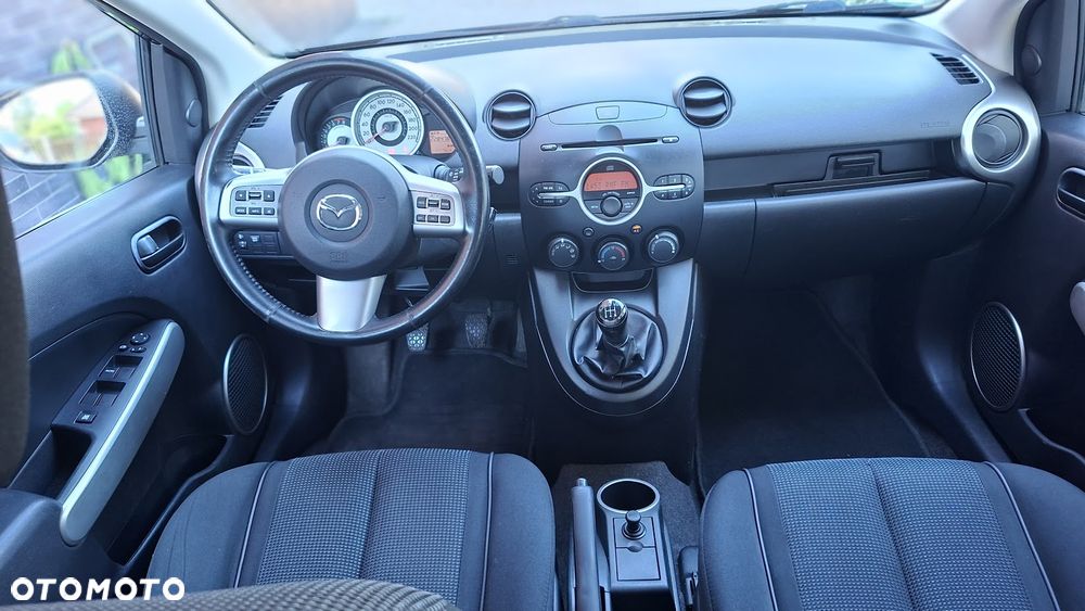 Mazda 2 1.5 Dynamic - 9