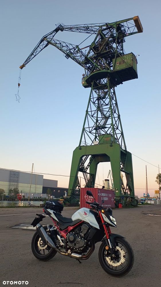 Honda Hornet - 4