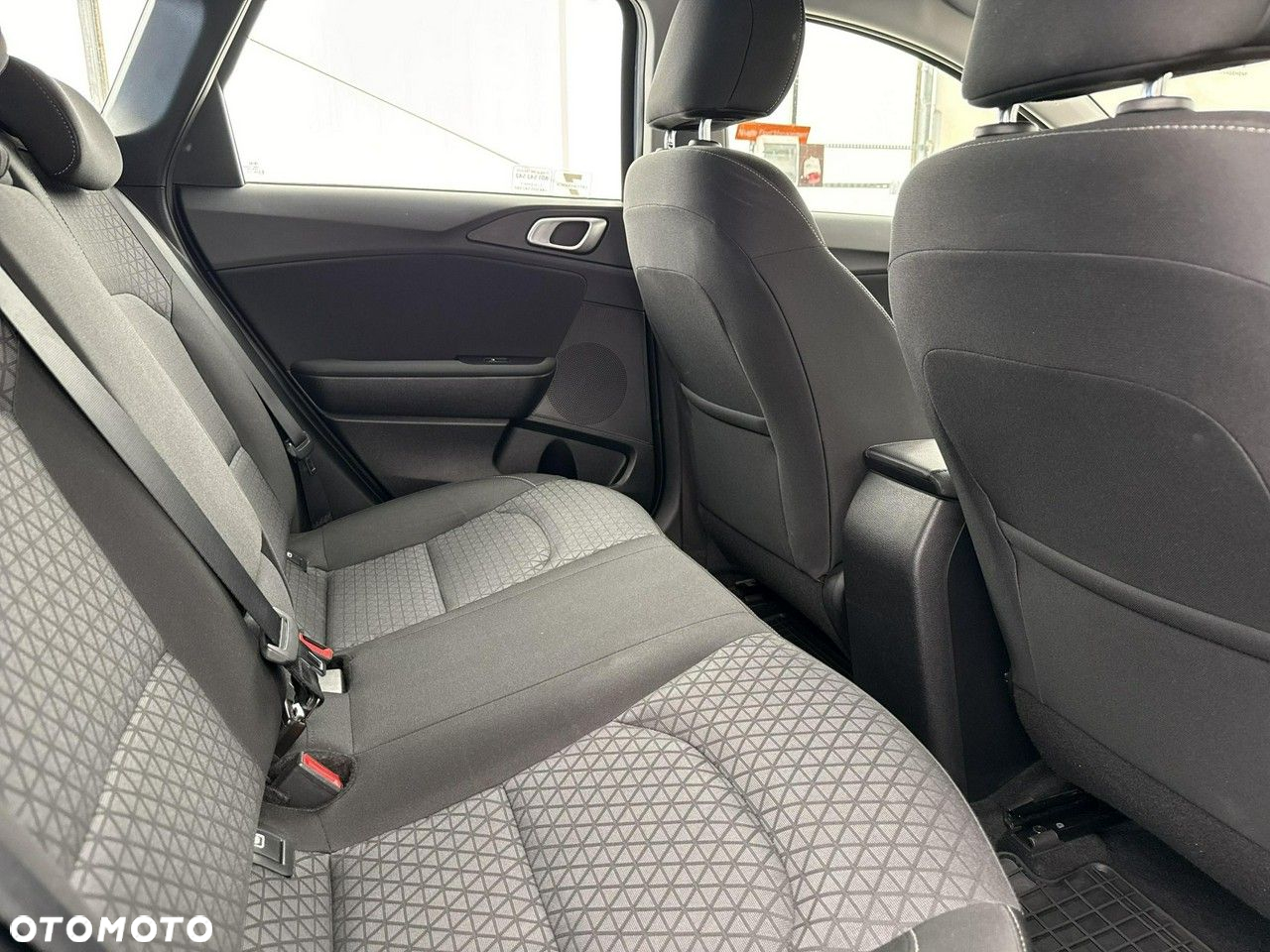 Kia Ceed - 22