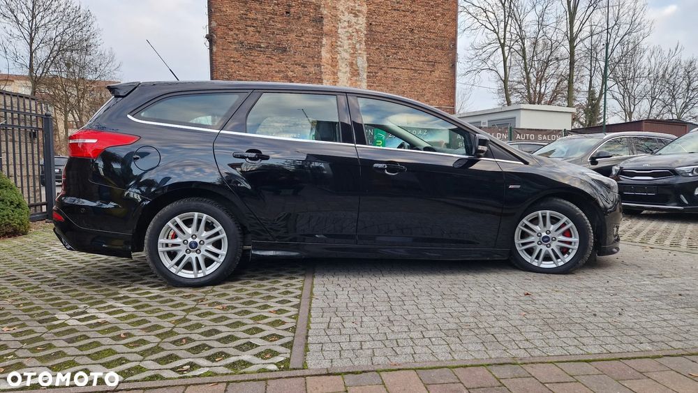 Ford Focus 2.0 TDCi ST-Line Black ASS - 17