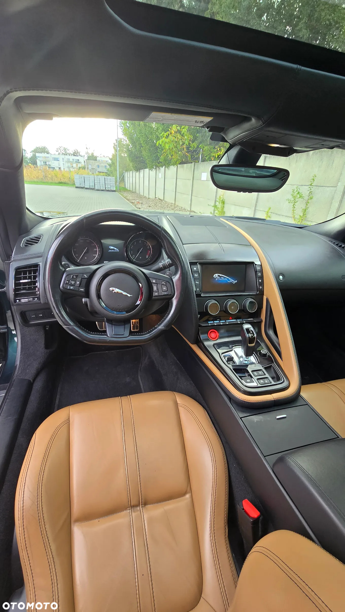 Jaguar F-Type - 9