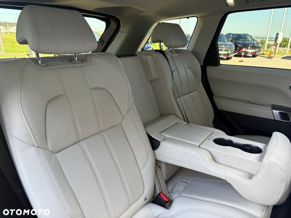 Land Rover Range Rover Sport - 16