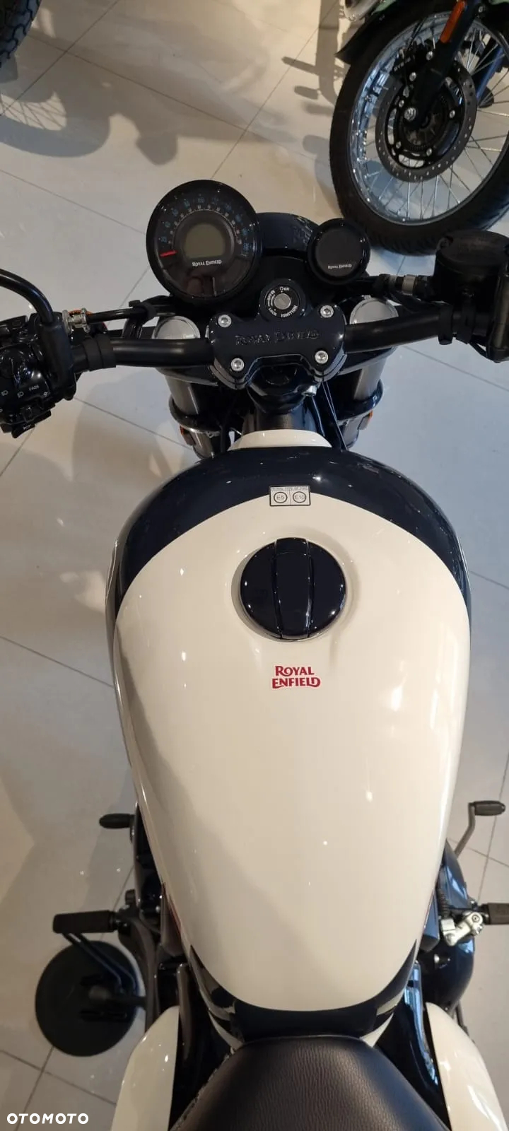 Royal Enfield Shotgun - 8