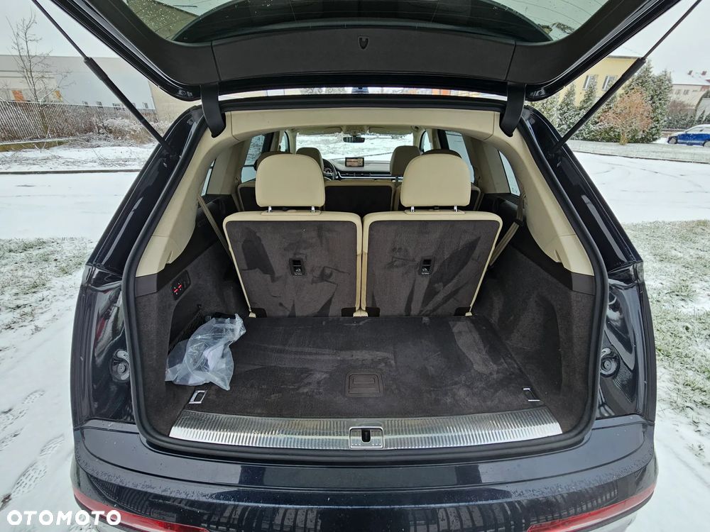 Audi Q7 - 27
