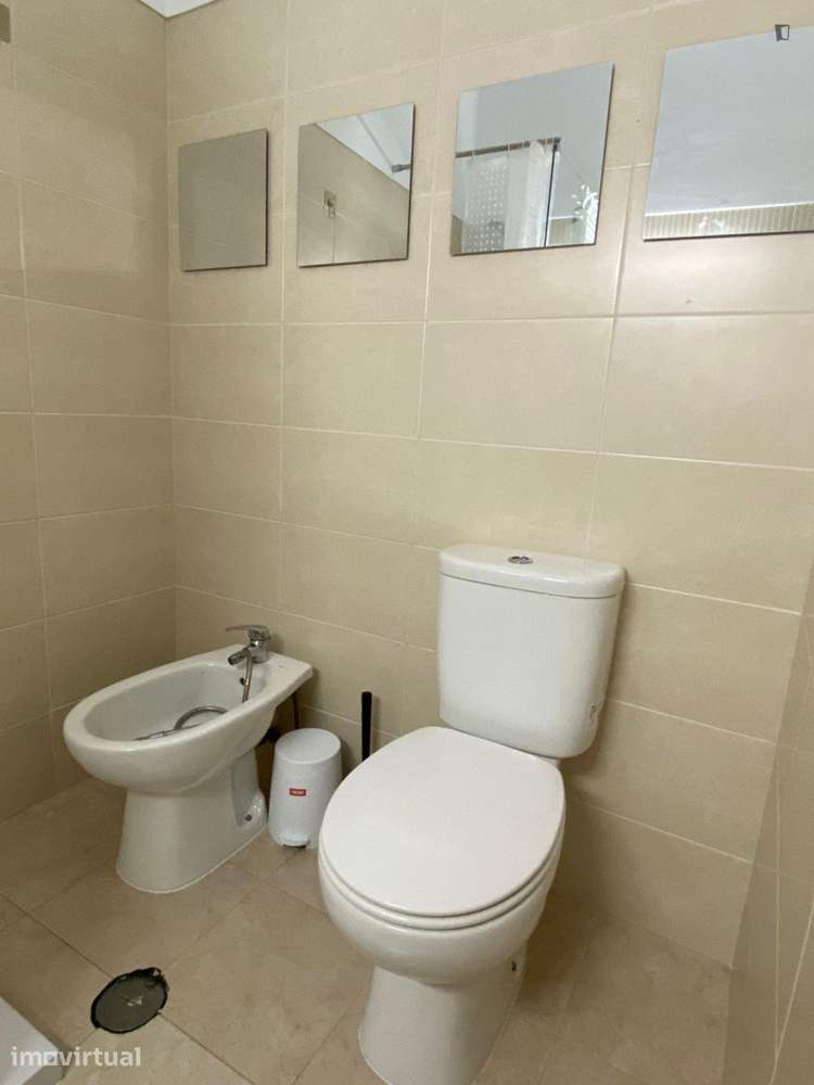 Quarto - localizado em Lumiar Lisbon - Grande imagem: 5/6
