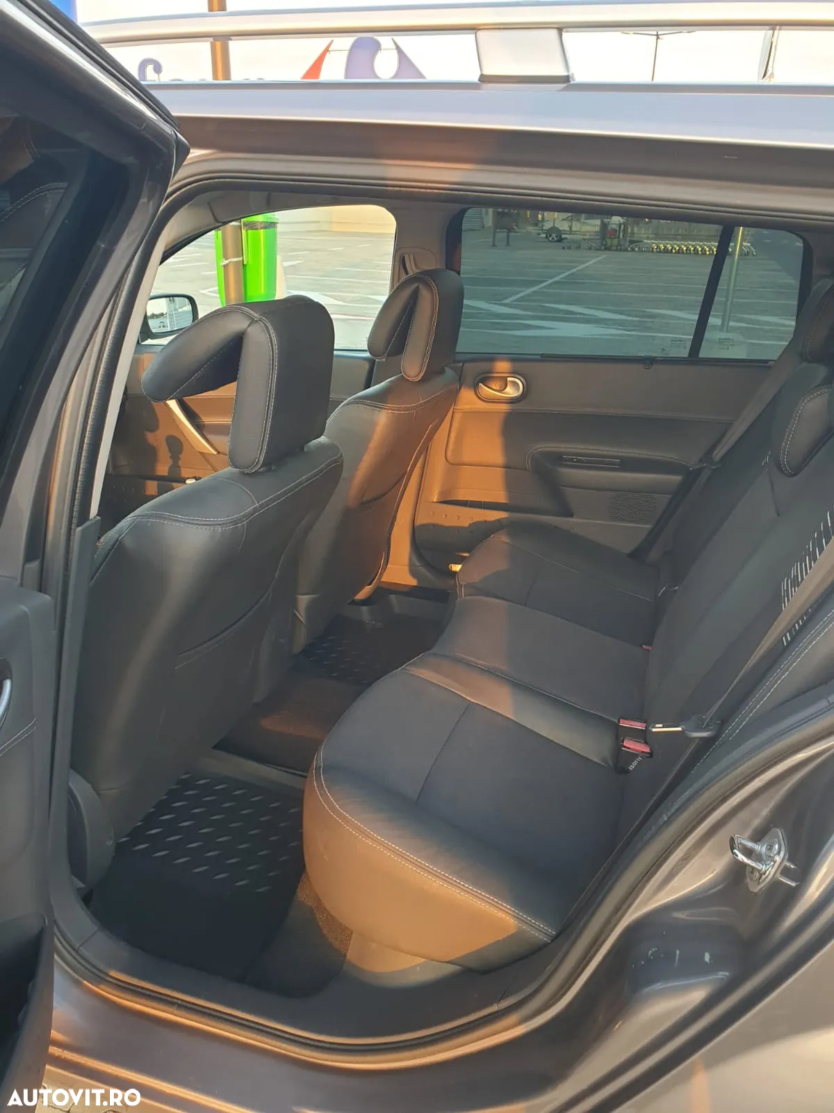 Renault Megane 1.5 dCi Privilege - 10
