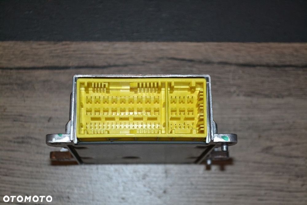 MERCEDES W212 E-KLASA SENSOR PODUSZEK AIRBAG 2129010700 - 2