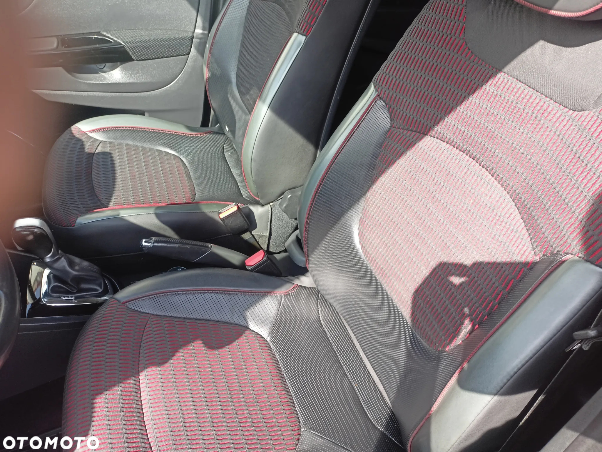 Renault Captur - 10