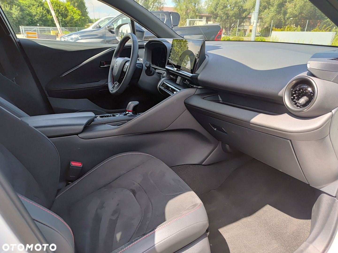 Toyota C-HR - 6