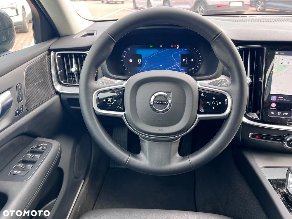 Volvo V60 B4 B Plus Dark - 11