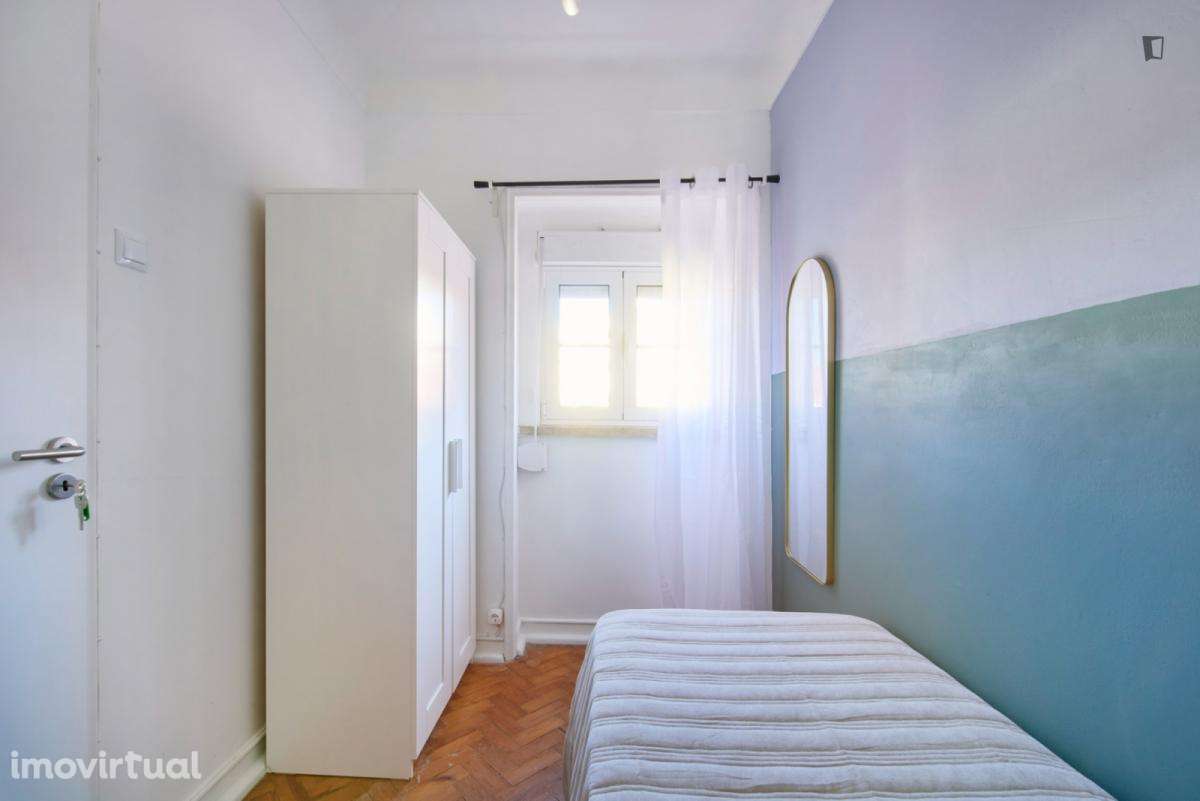 Quarto - localizado em Entrecampos Lisbon - Grande imagem: 3/17