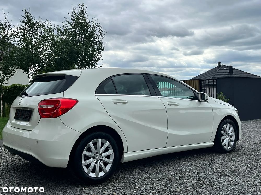 Mercedes-Benz Klasa A 180 (BlueEFFICIENCY) - 11
