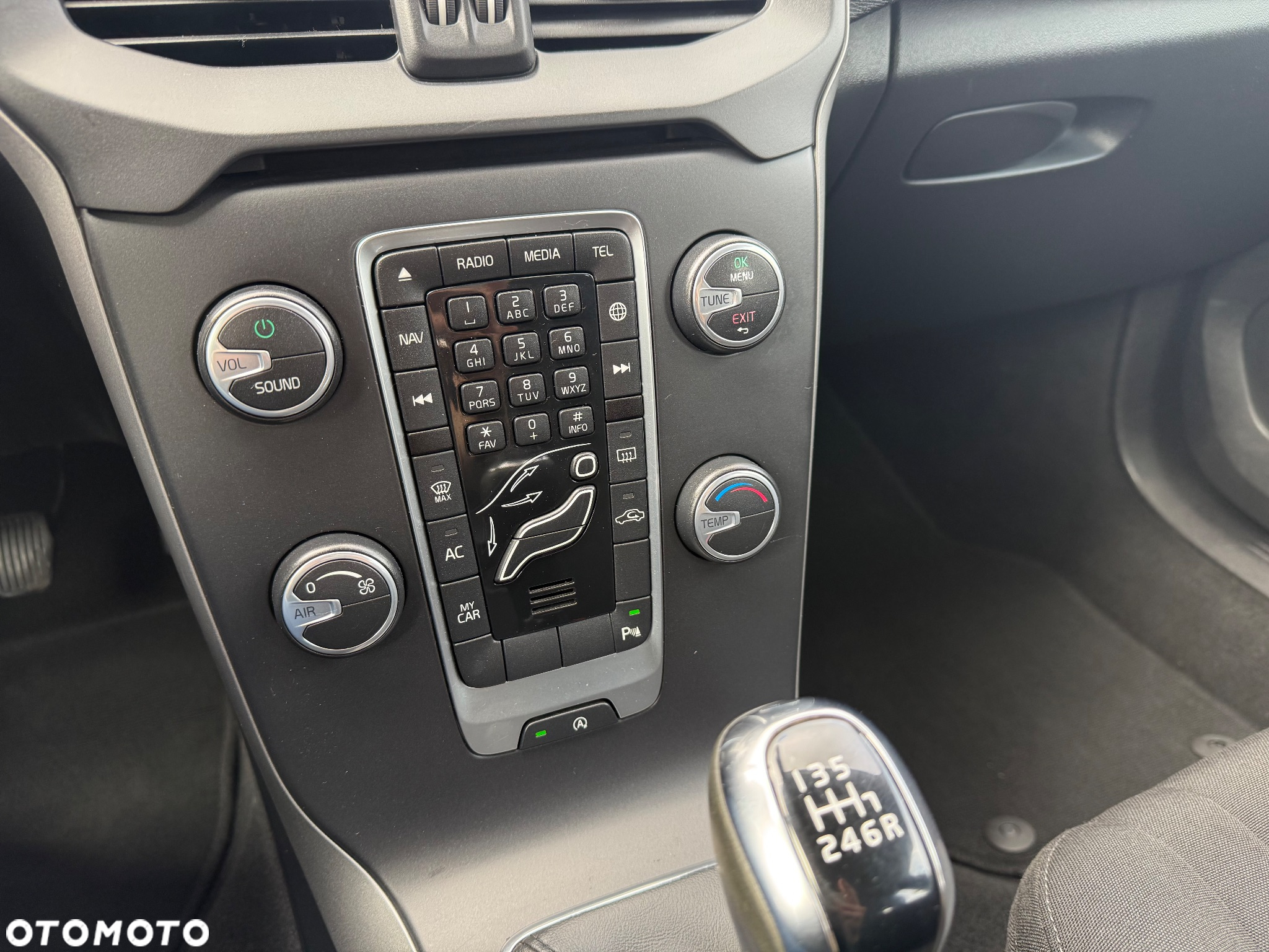 Volvo V40 D2 Drive-E Dynamic Edition - 18