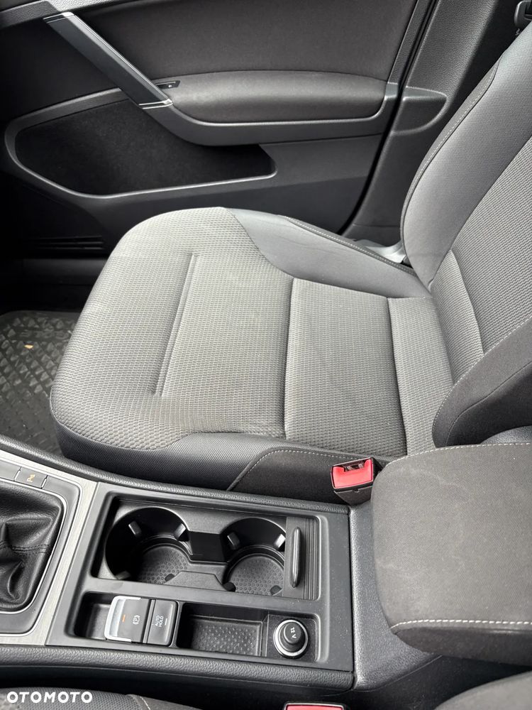 Volkswagen Golf Cabrio 2.0 TDI BlueMotion Technology - 21