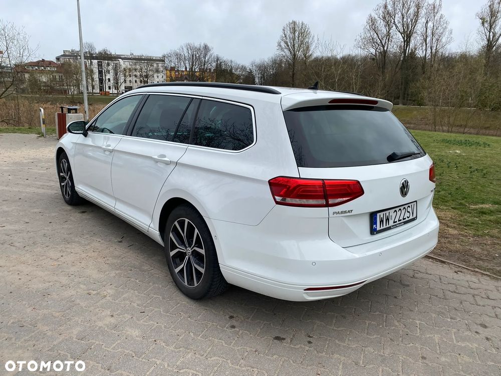 Volkswagen Passat - 6