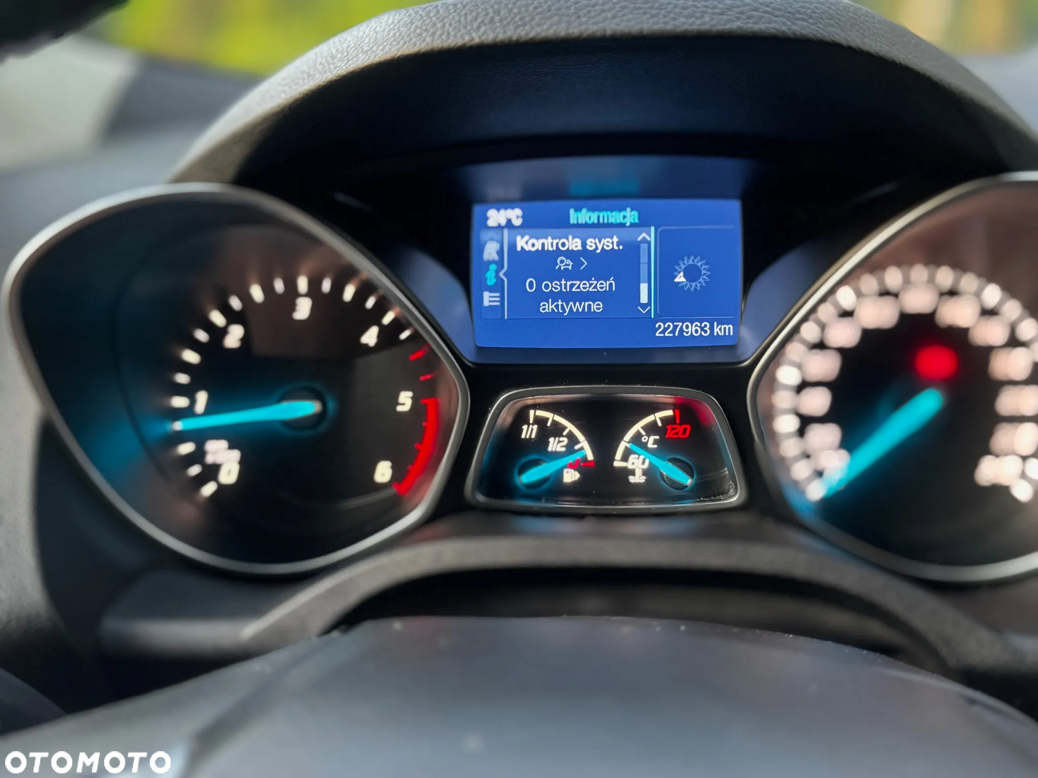 Ford Kuga 2.0 TDCi 4WD Trend - 28
