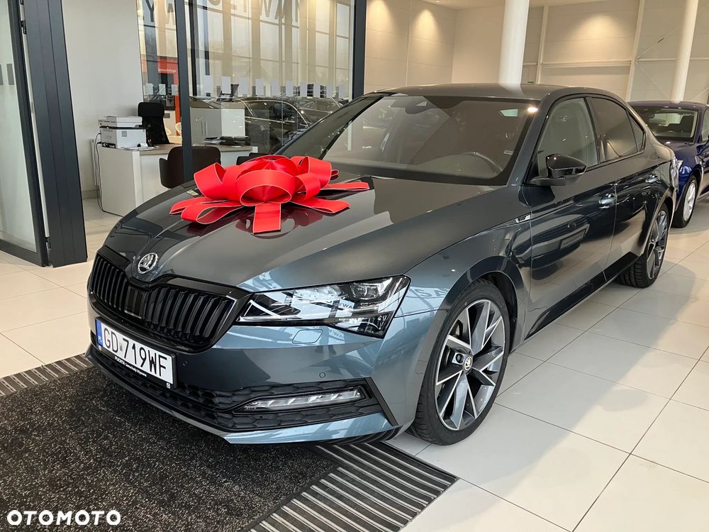 Skoda Superb 2.0 TDI SCR Sportline DSG - 25