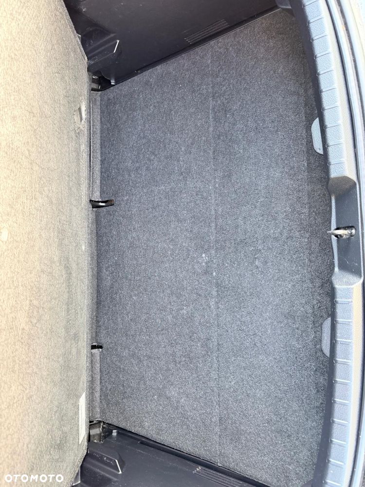 Toyota Yaris 1.33 Premium - 22