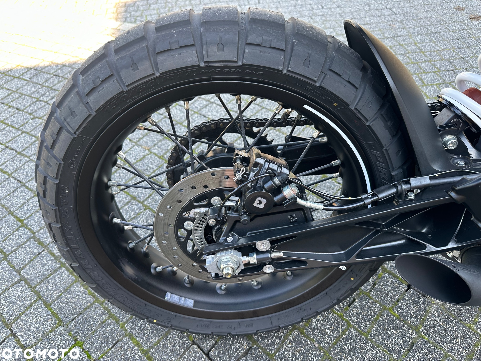 Husqvarna Svartpilen - 15