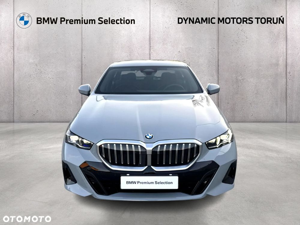 BMW Seria 5 520i mHEV M Sport sport - 12
