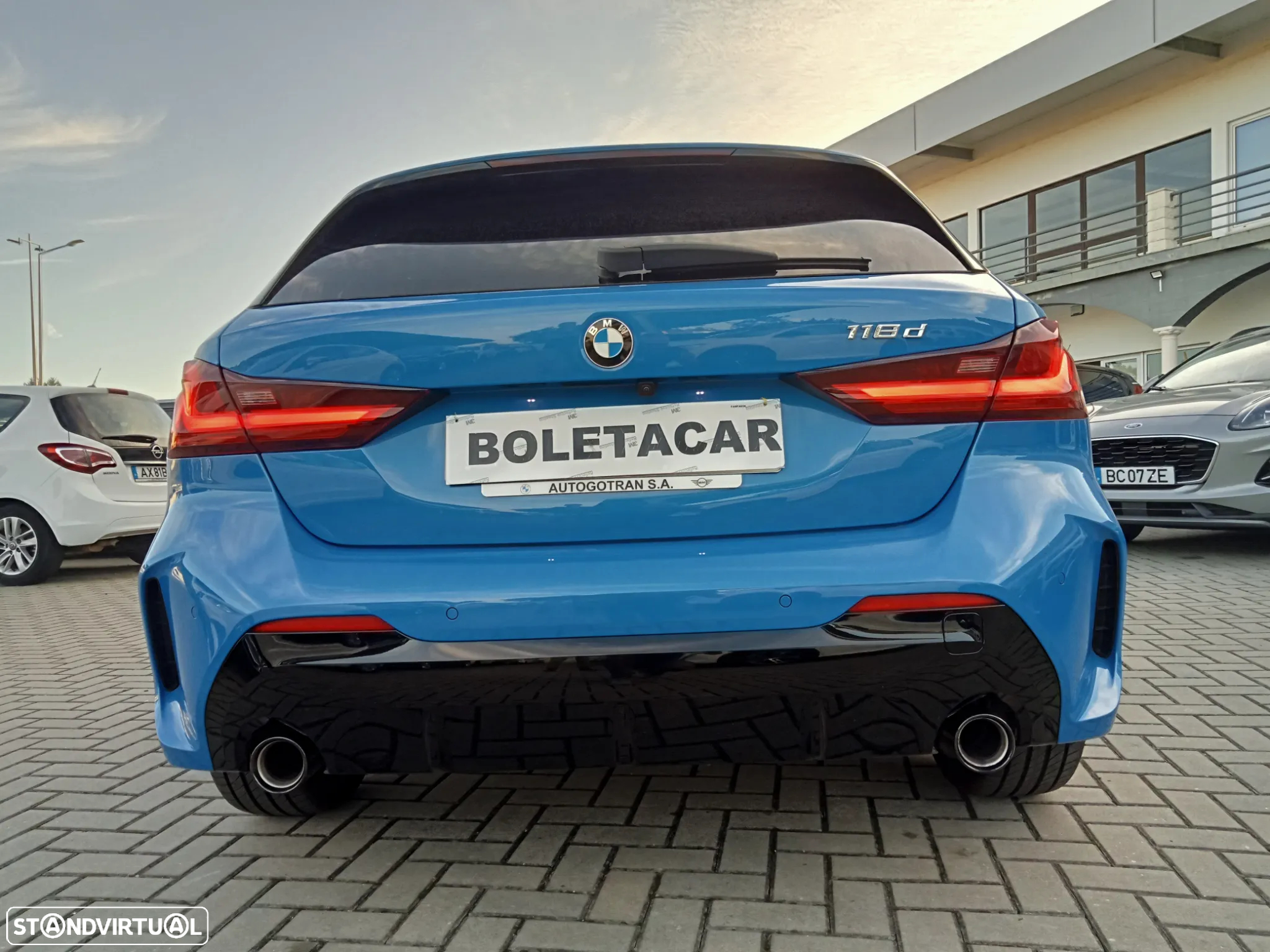 BMW 118 d Pack 50 anos M - 9