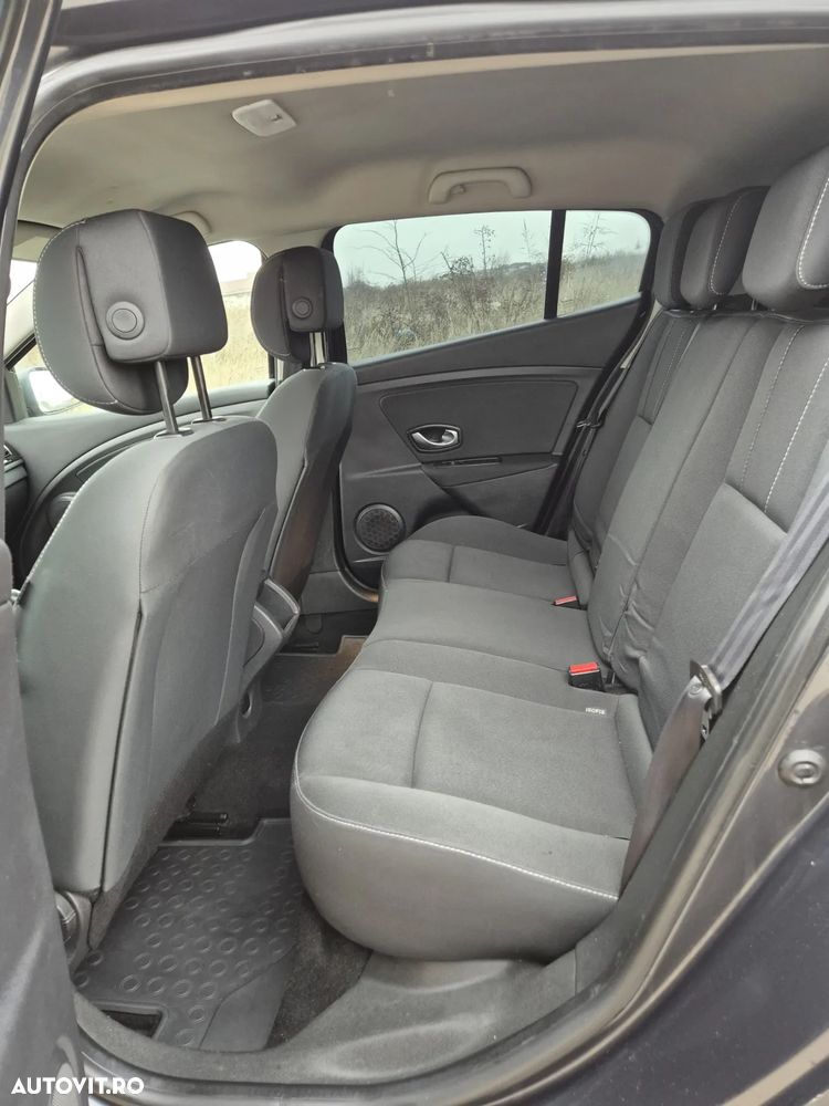 Renault Megane dCi 90 FAP Expression - 7