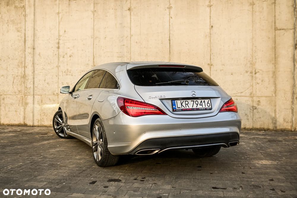 Mercedes-Benz CLA 180 7G-DCT Peak Edition - 6