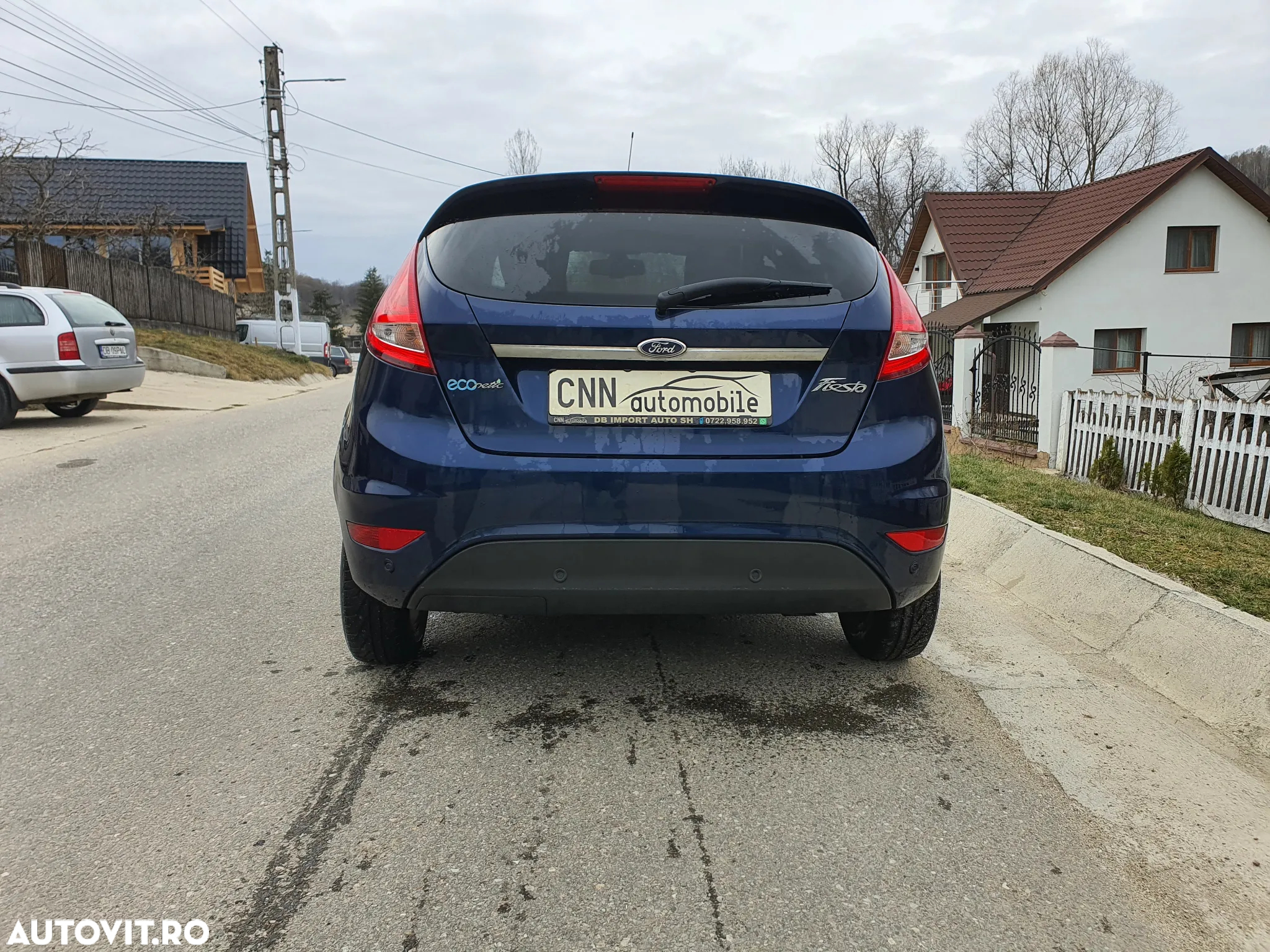 Ford Fiesta 1.6 TDCi DPF Titanium - 4