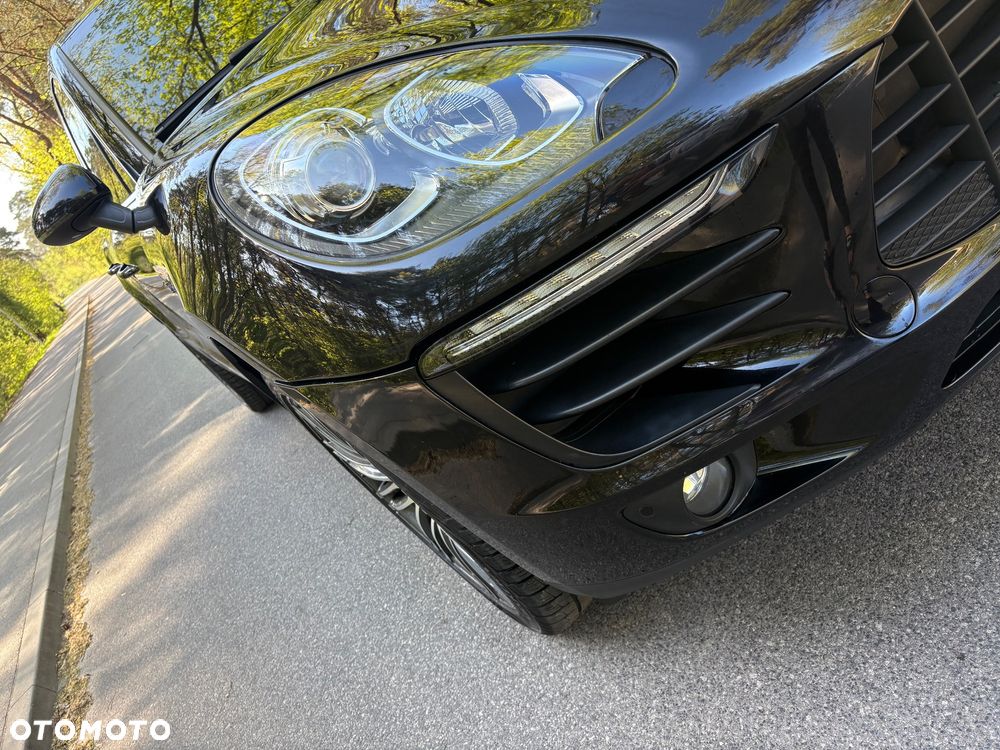 Porsche Macan - 16
