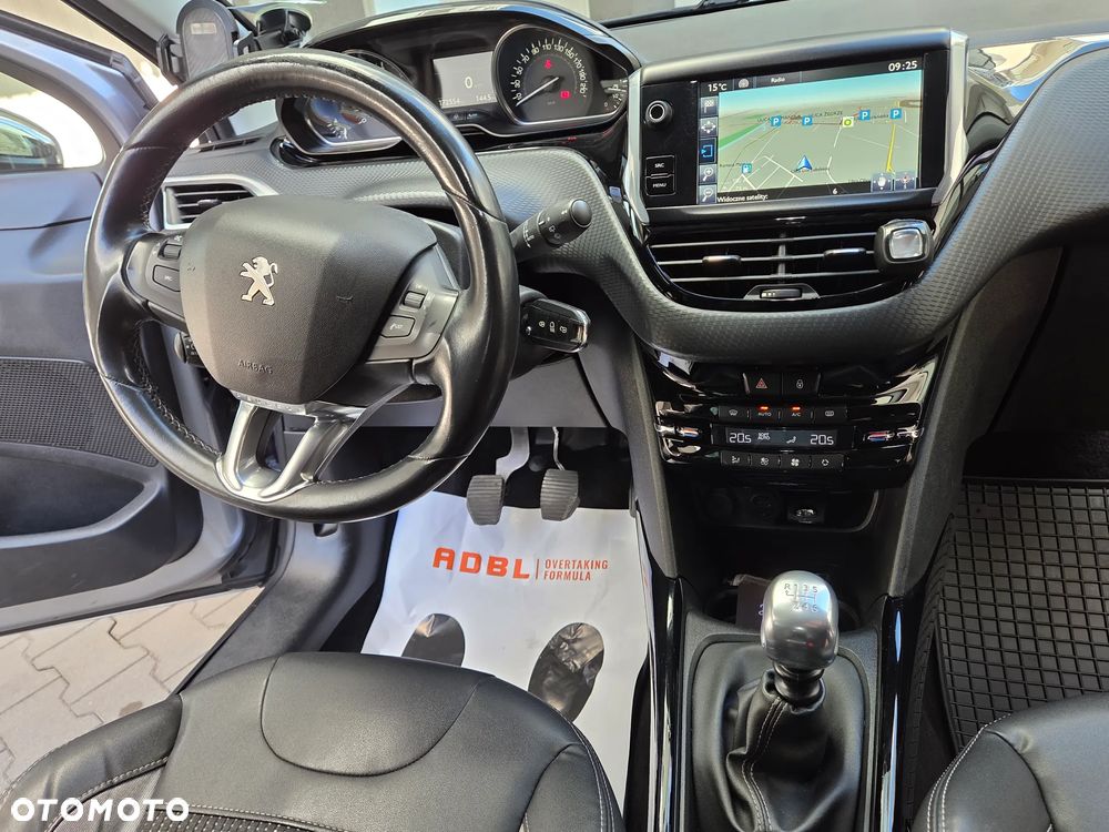Peugeot 2008 BlueHDi FAP 120 STOP & START Allure - 7