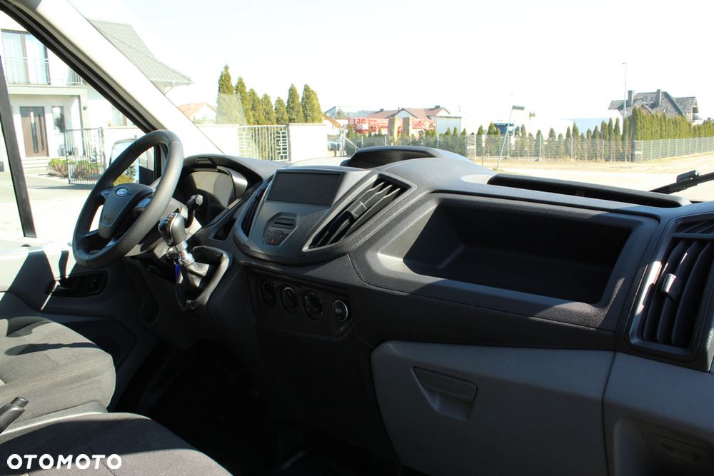 Ford Transit - 14