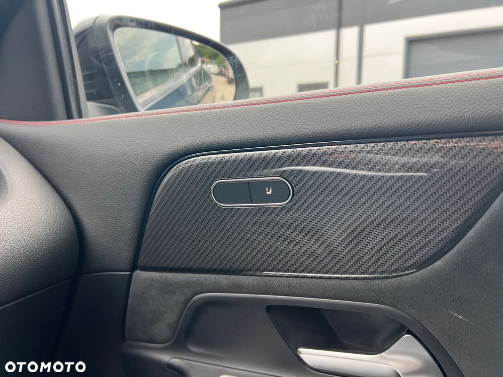 Mercedes-Benz GLA 180 d 8G-DCT Style - 19