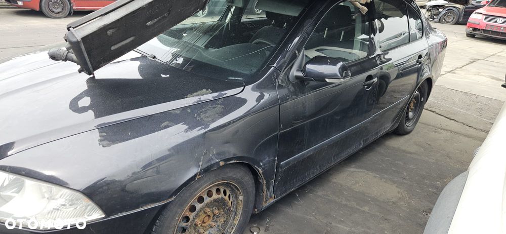 SKODA OCTAVIA II  04-08 1.9 TDI BXE - ZDERZAK PRZÓD PRZEDNI CZARNY - 8